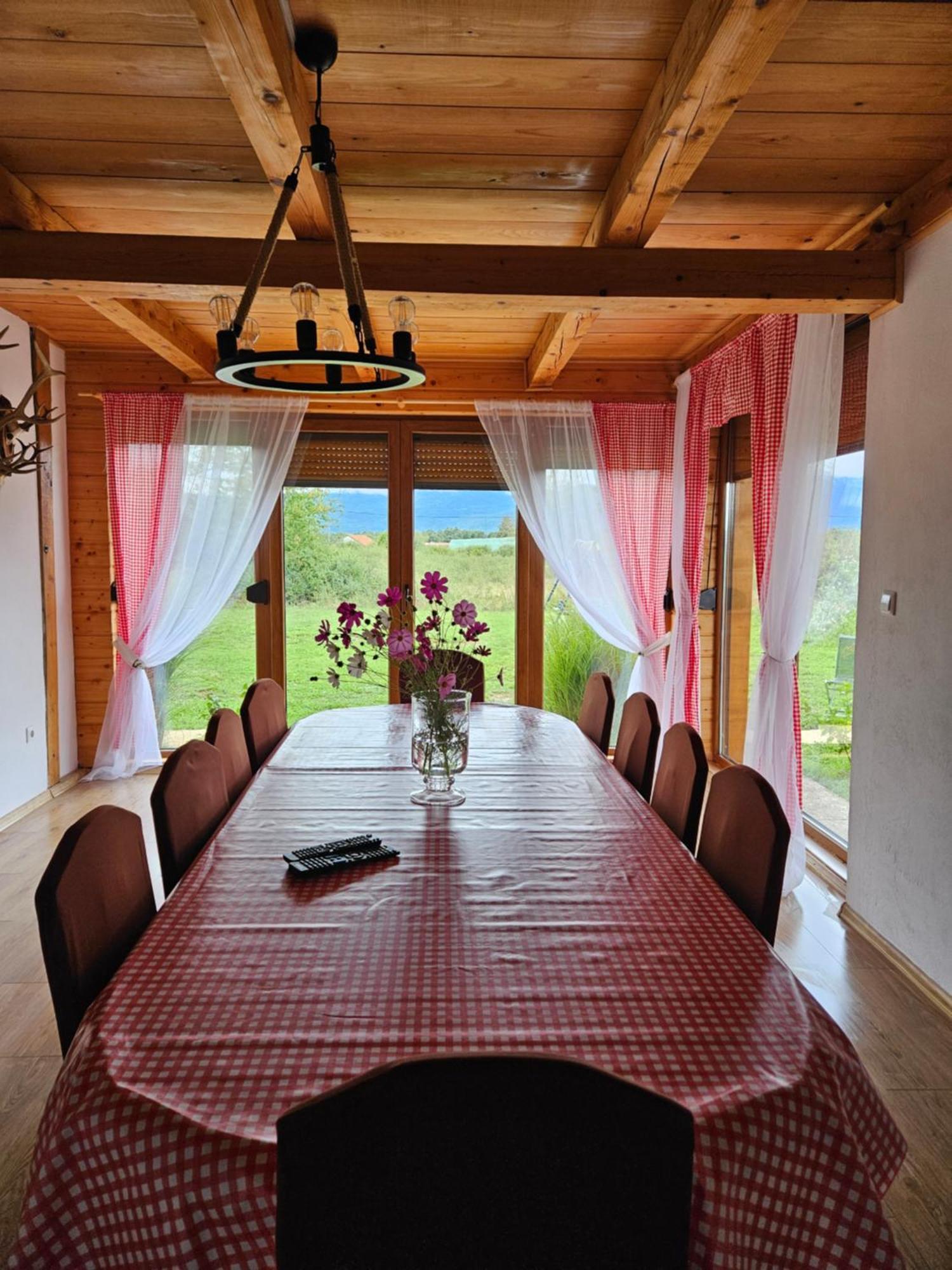 Villa Ruralna Kuca Za Odmor Lika Lovinac  Exterior foto