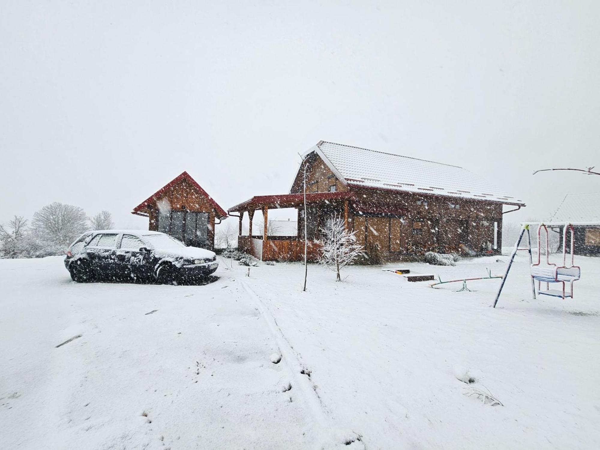 Villa Ruralna Kuca Za Odmor Lika Lovinac  Exterior foto
